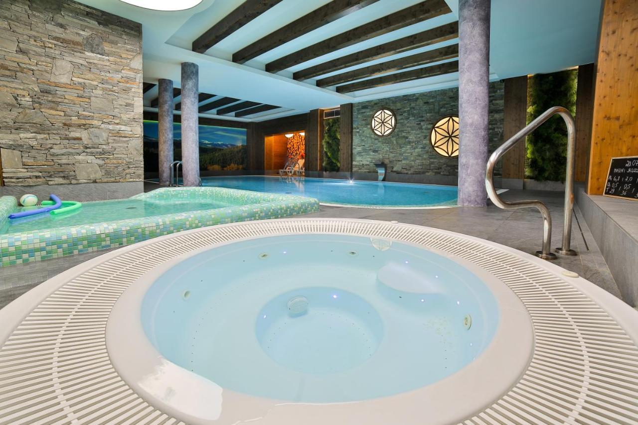 Hotel&Spa Jawor Zawoja Buitenkant foto